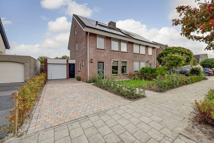 Photo 1 of Einsteinstraat 4