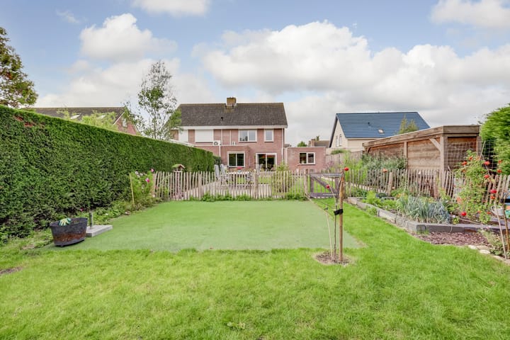 Foto 2 van Einsteinstraat 4