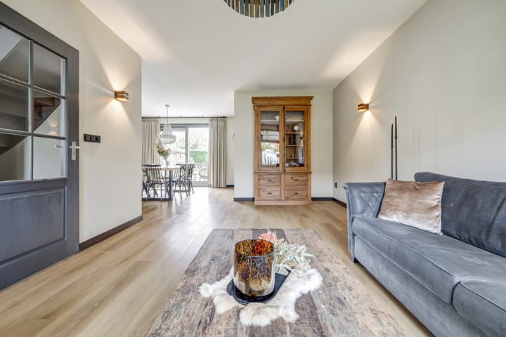 Photo 9 of Einsteinstraat 4