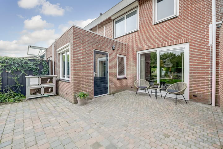 Photo 37 of Einsteinstraat 4