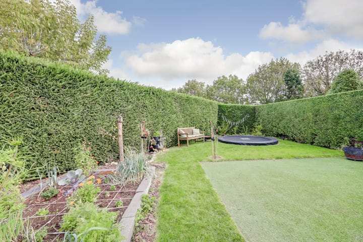 Photo 40 of Einsteinstraat 4