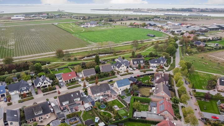 Photo 45 of Einsteinstraat 4