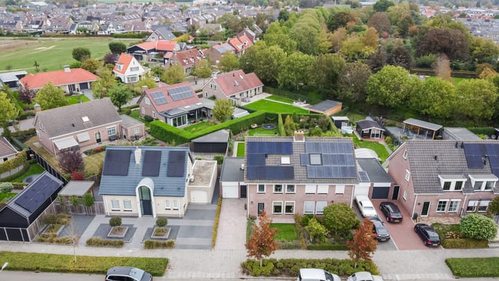 Photo 46 of Einsteinstraat 4