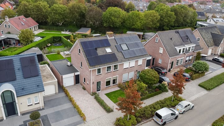 Photo 48 of Einsteinstraat 4