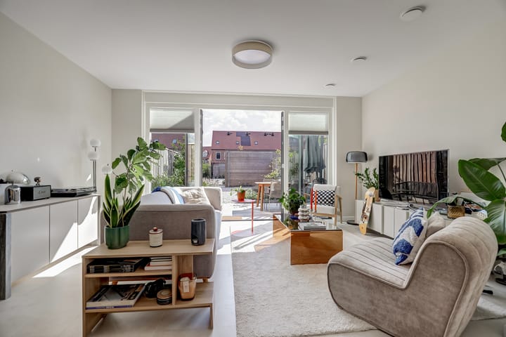 Foto 2 van Ebbenhout 7