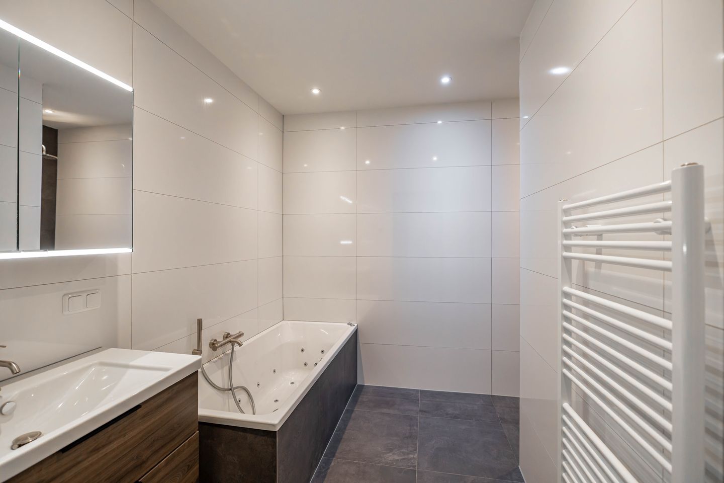 Foto 20 van Raadhuisstraat 24