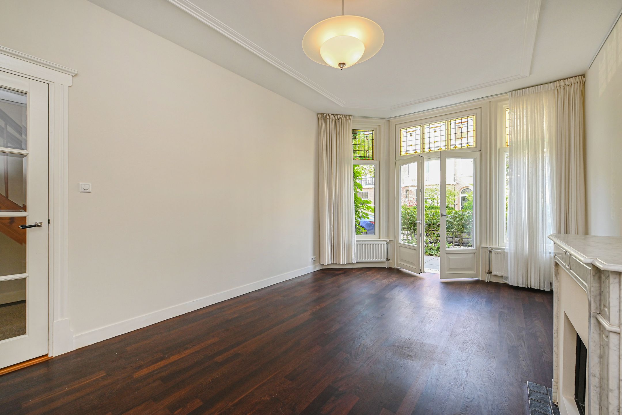 Foto 9 van Van Beverningkstraat 152