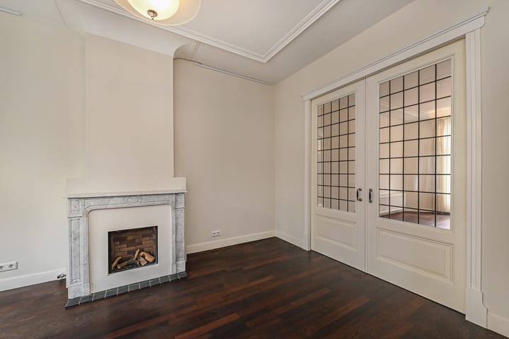 Foto 11 van Van Beverningkstraat 152