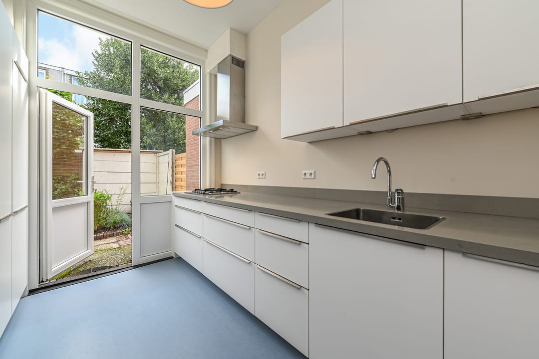 Foto 17 van Van Beverningkstraat 152