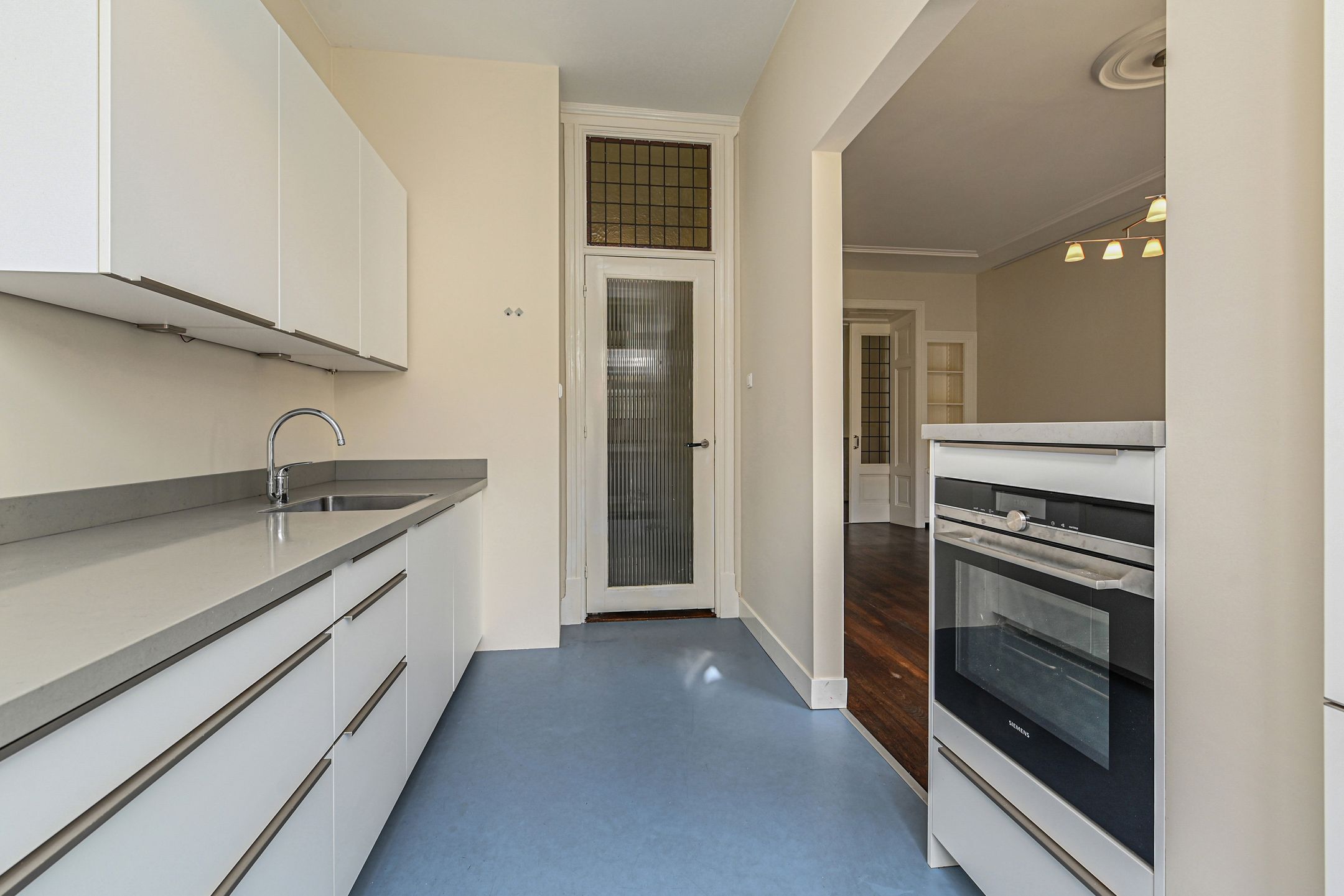 Foto 18 van Van Beverningkstraat 152