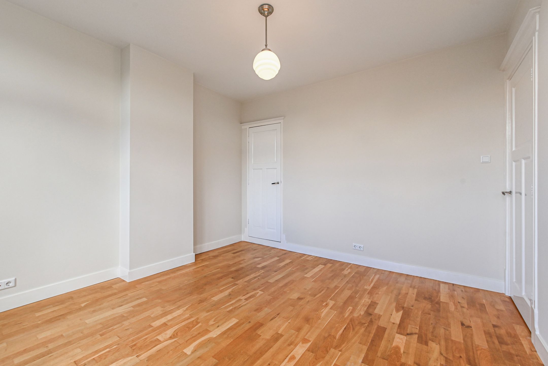 Foto 30 van Van Beverningkstraat 152