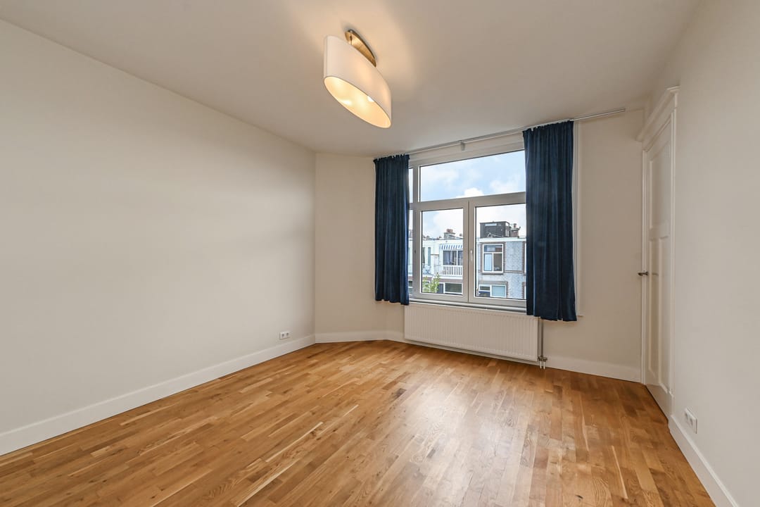 Foto 31 van Van Beverningkstraat 152