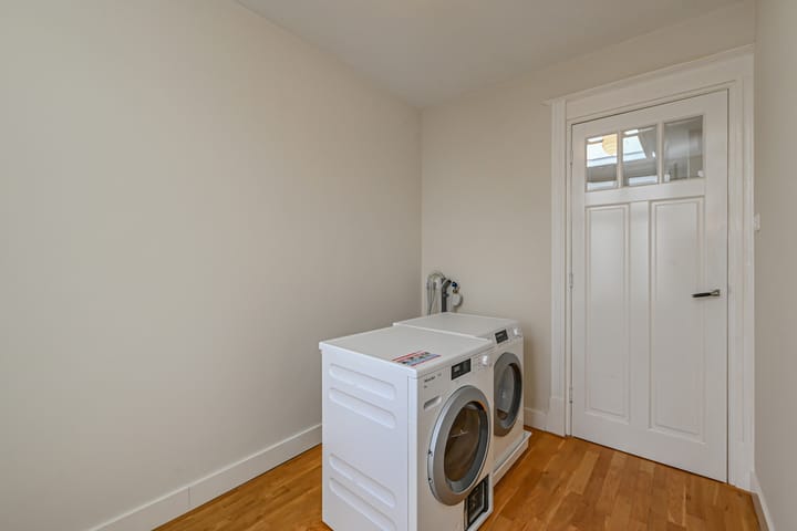 Foto 36 van Van Beverningkstraat 152