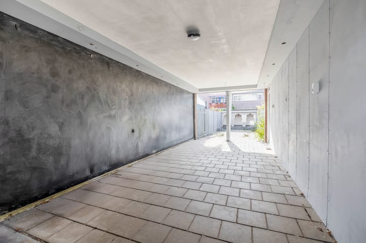 Photo 15 of Meidoornstraat 15