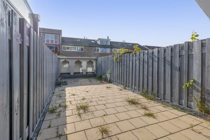 Photo 16 of Meidoornstraat 15