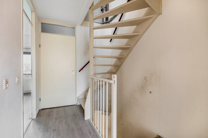 Photo 12 of Bachstraat 17