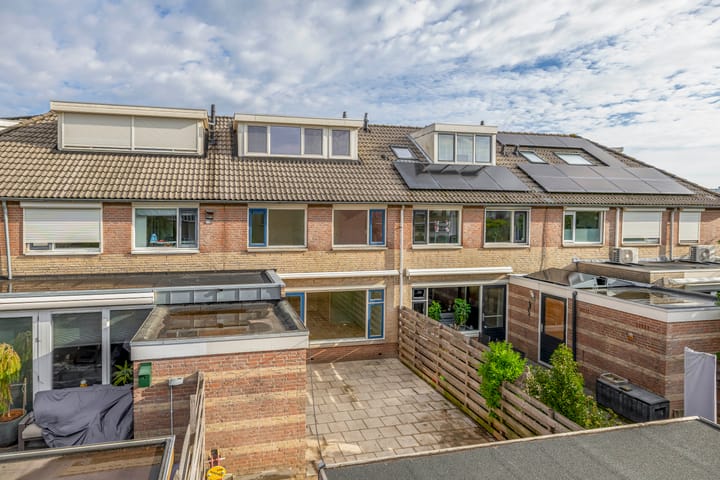 Photo 25 of Bachstraat 17