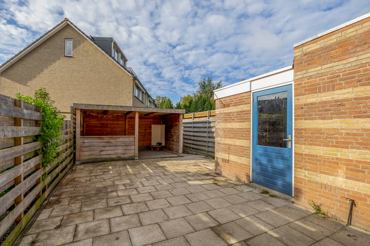 Photo 28 of Bachstraat 17