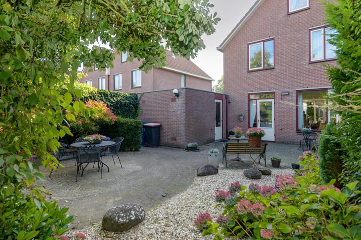 Foto 27 van Meibloem 20