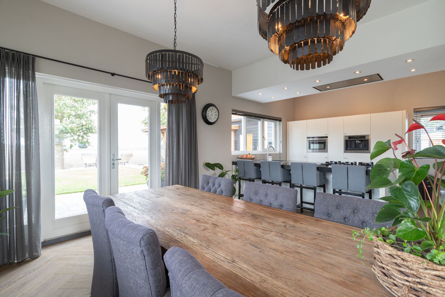 Foto 14 van Rijksweg 77