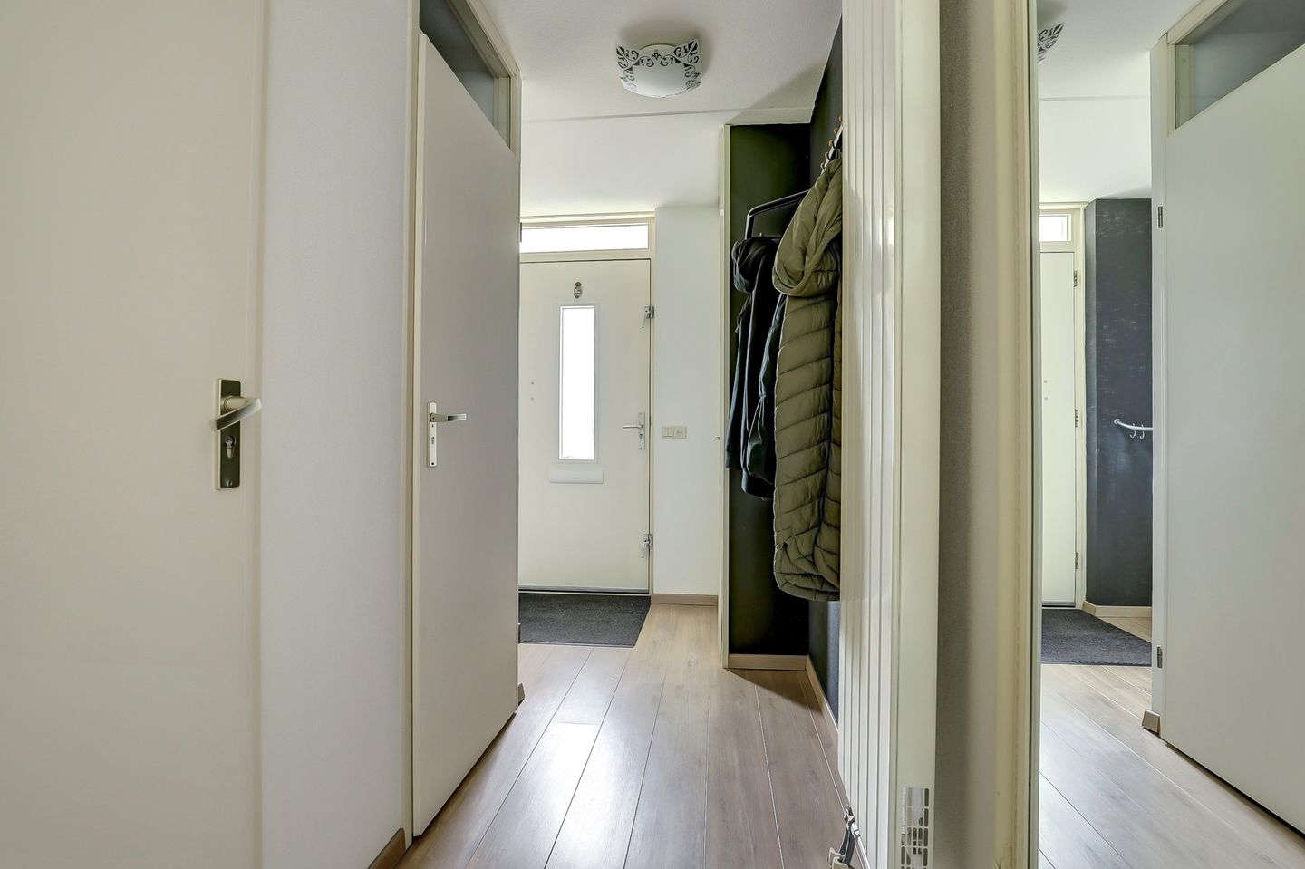 Foto 5 van Robert de Vriesstraat 19