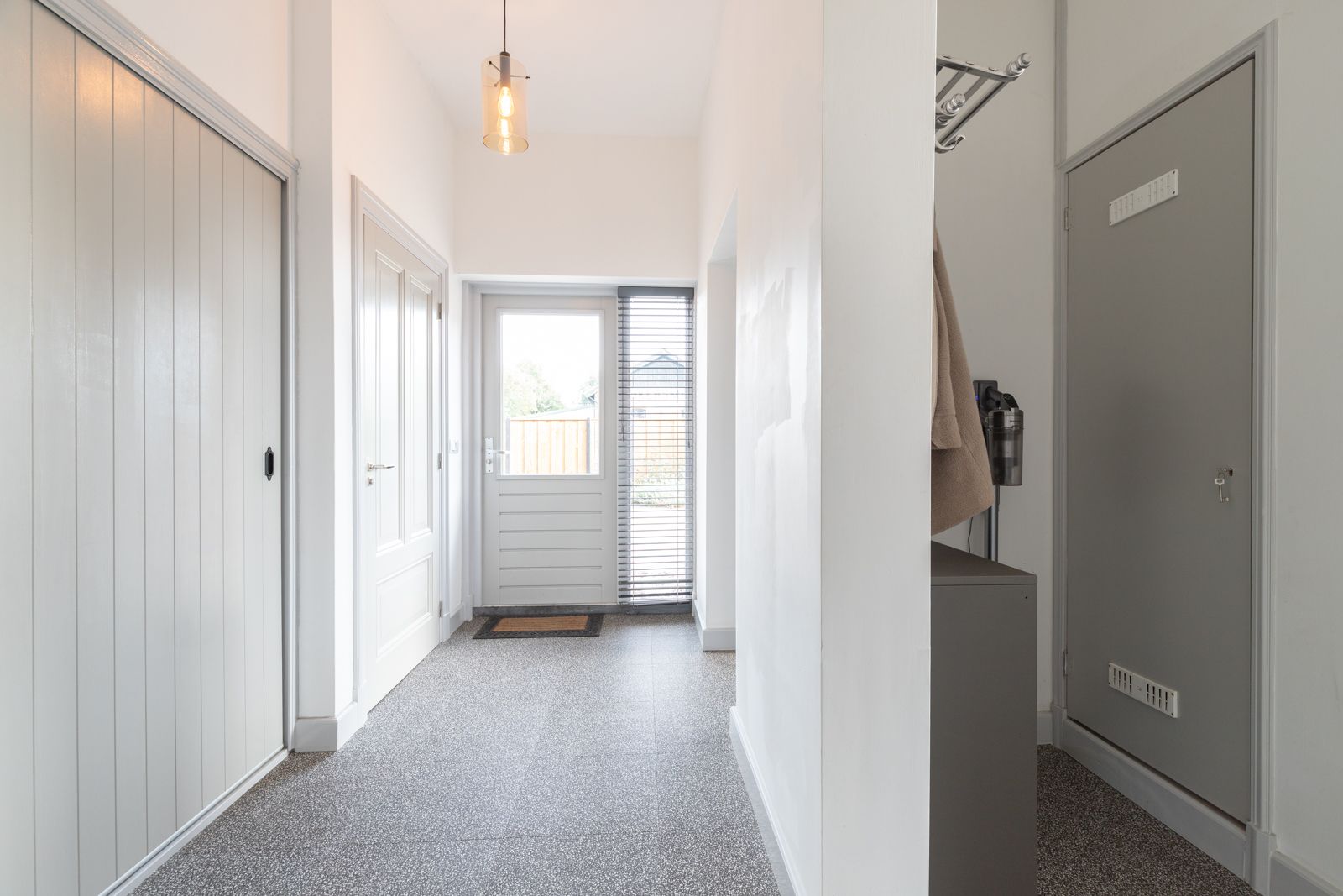 Foto 21 van Rijksweg 77