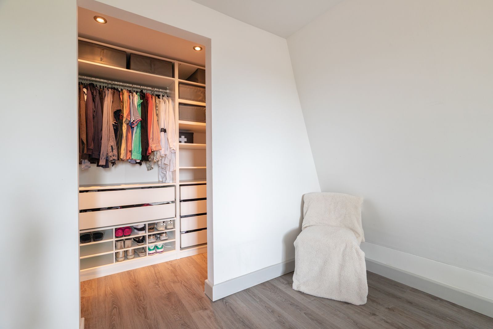 Foto 30 van Rijksweg 77