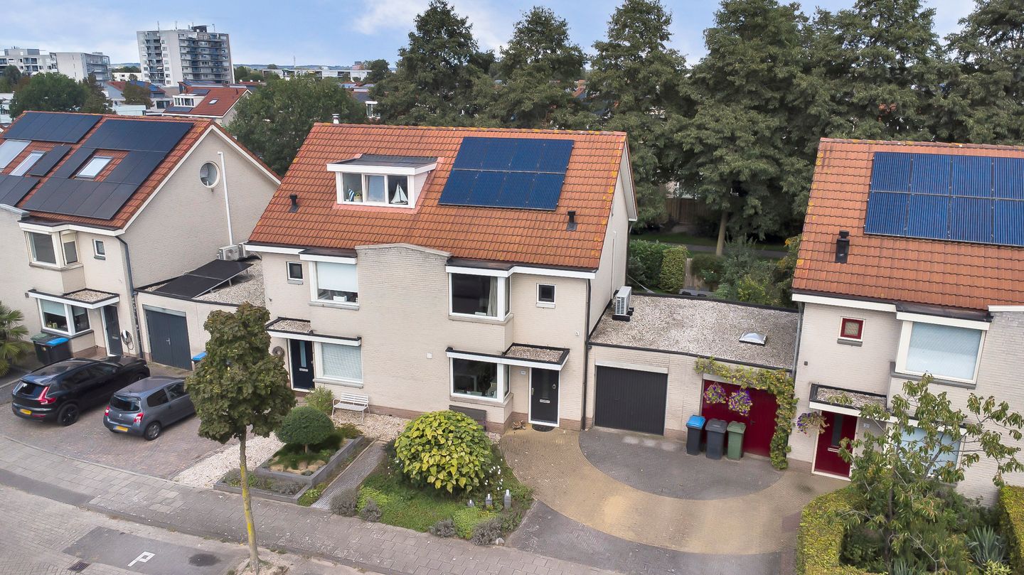 Foto 34 van Robert de Vriesstraat 19