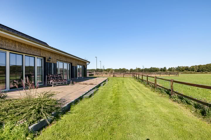 Photo 65 of Wateren 28