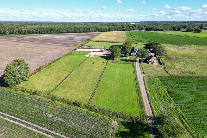 Photo 74 of Wateren 28