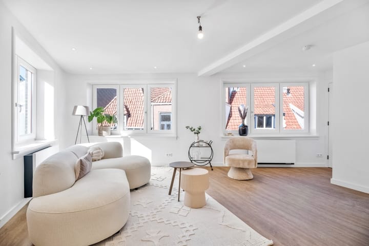 Photo 21 of Bloemendalsestraat 47-B