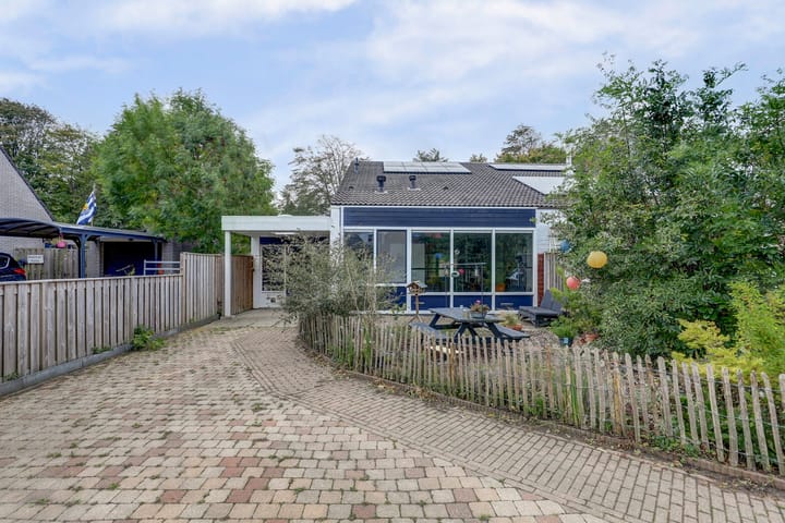 Photo 1 of Burgemeester Gaststraat 36