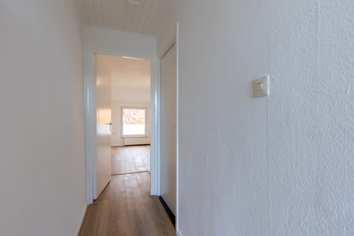 Photo 14 of Heinseweg 7-B