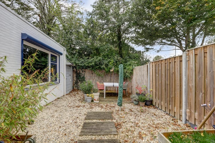 Photo 18 of Burgemeester Gaststraat 36