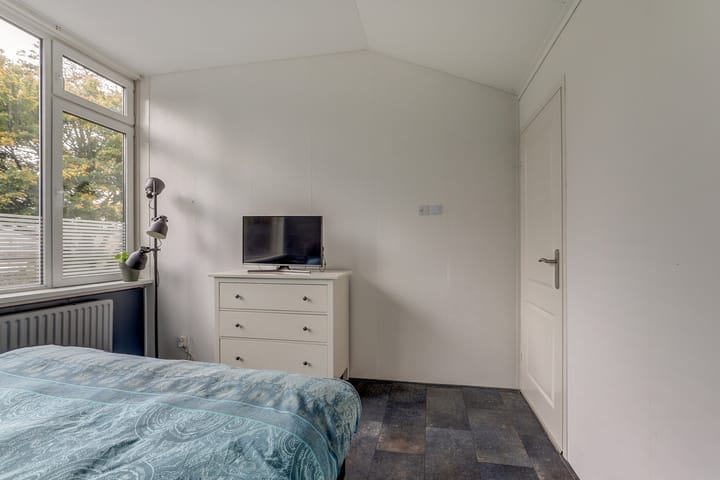 Photo 26 of Burgemeester Gaststraat 36