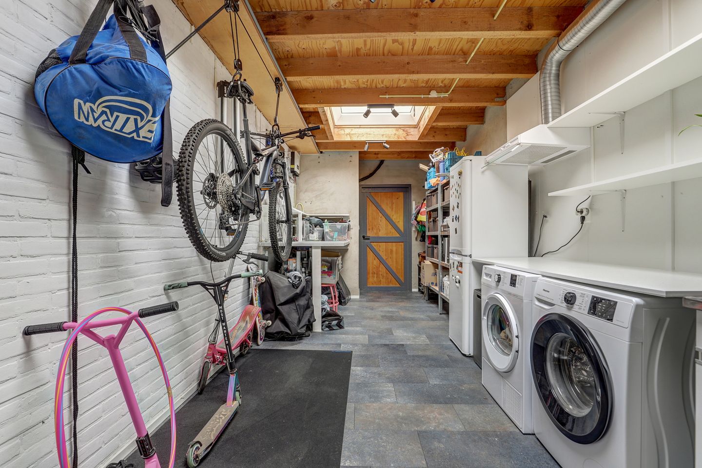 Foto 29 van Burgemeester Gaststraat 36