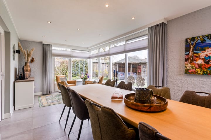 Photo 3 of Engelbertplein 1