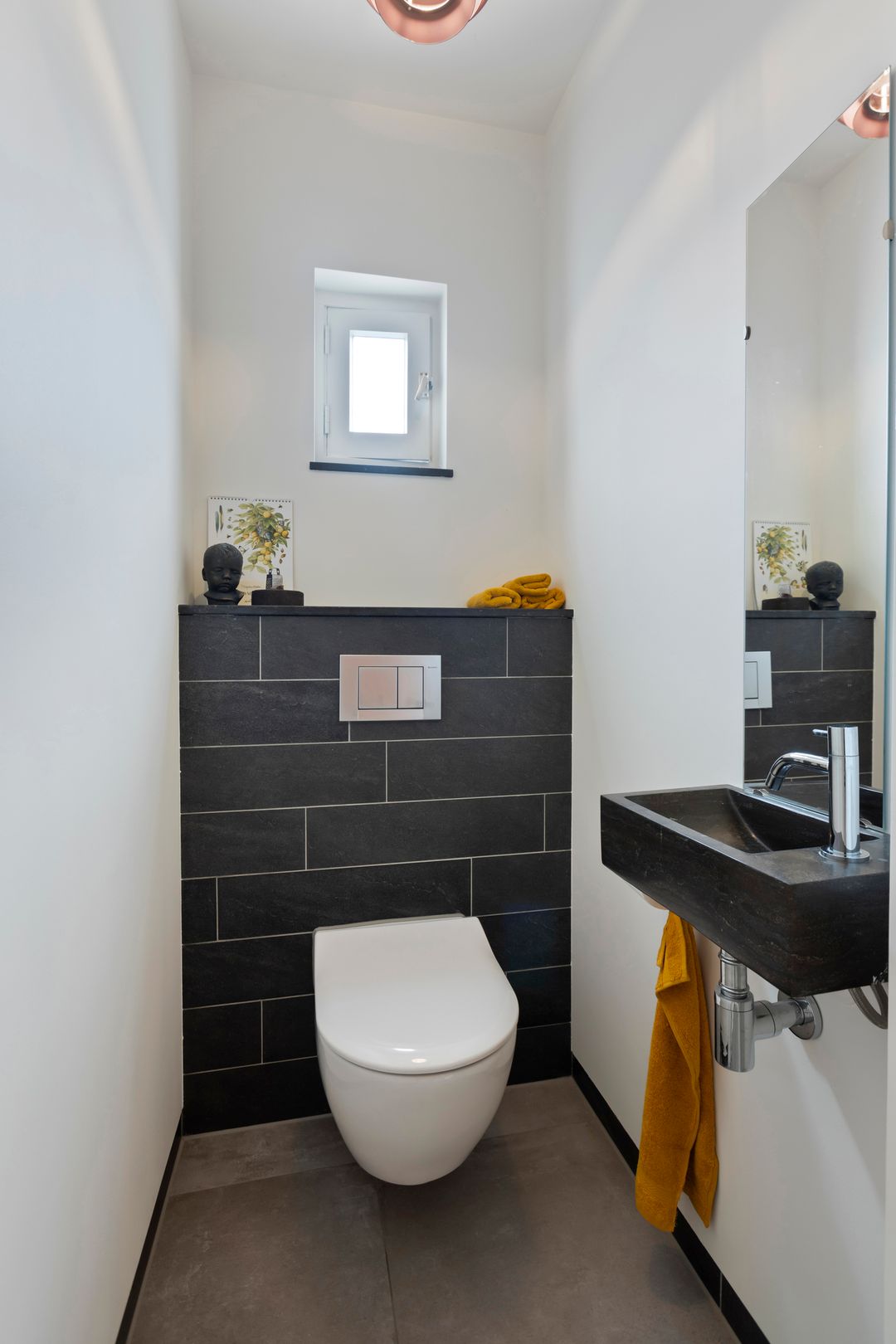 Photo 8 of Engelbertplein 1