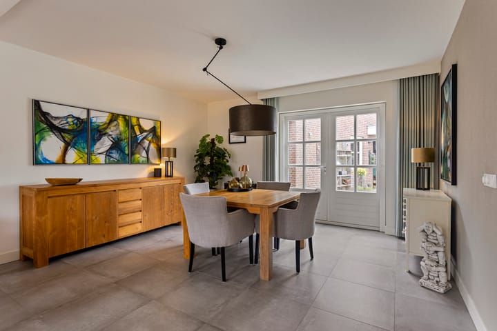 Photo 14 of Engelbertplein 1