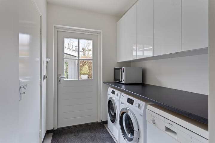 Photo 23 of Engelbertplein 1