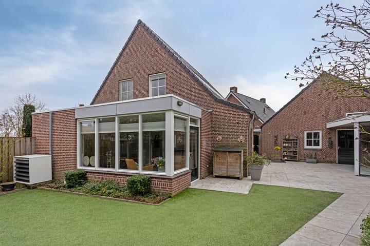 Photo 43 of Engelbertplein 1