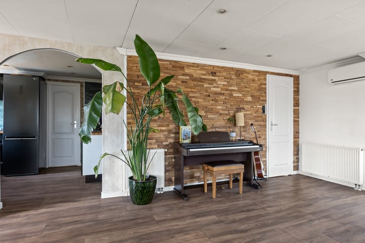 Foto 16 van Lekdijk oost 16-D30