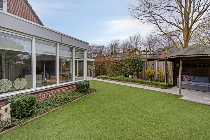 Photo 44 of Engelbertplein 1