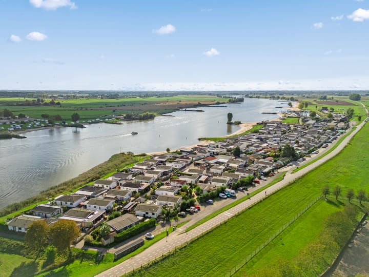 Foto 49 van Lekdijk oost 16-D30