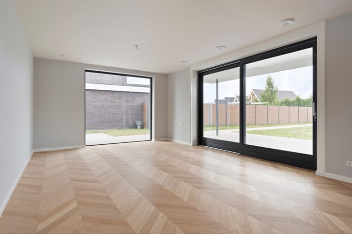 Photo 2 of De Scheifelaar 533-A