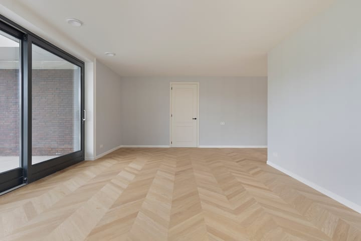 Photo 10 of De Scheifelaar 533-A