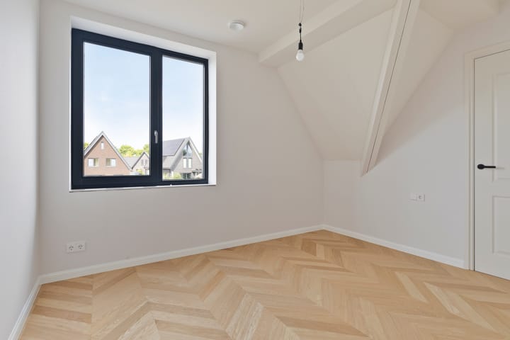 Photo 5 of De Scheifelaar 533-A