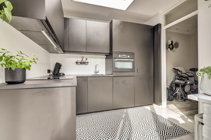 Foto 13 van Witte de Withstraat 12