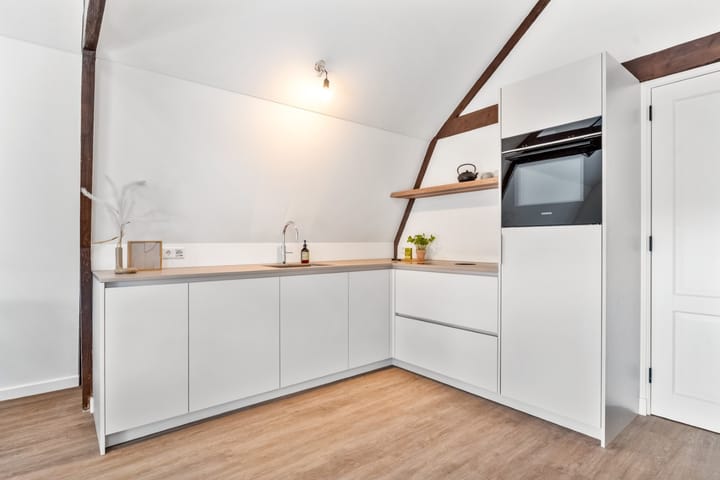 Photo 5 of Bloemendalsestraat 47-C