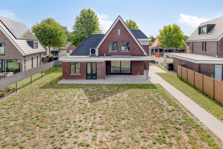 Photo 30 of De Scheifelaar 533-A